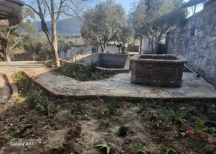 Ali Dede Kamp Karavan Κάμπινγκ *